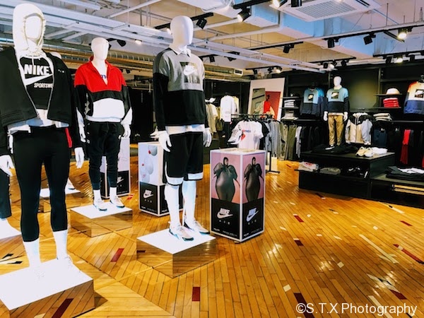 首尔江南耐克旗舰店